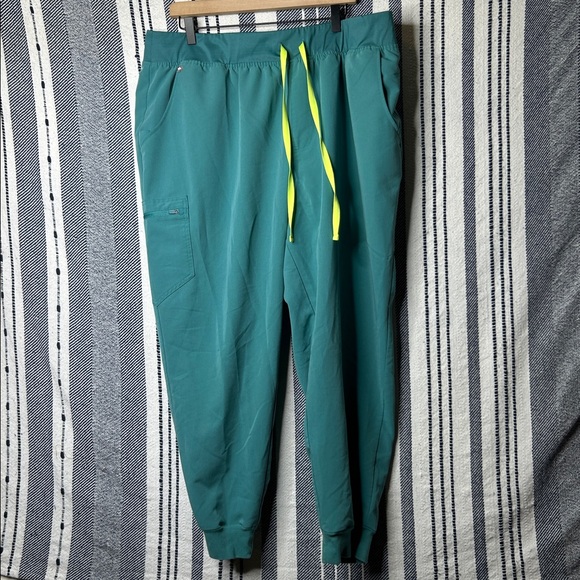 Figs Pants - Figs Technical Collection Zamora Scrub Joggers